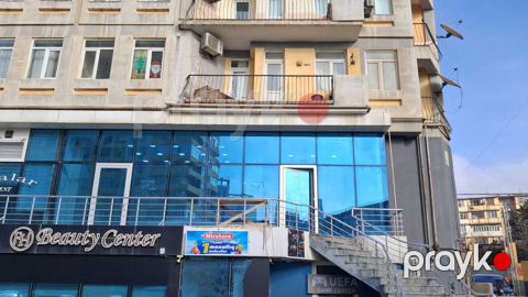 Satılır obyekt 184 m²