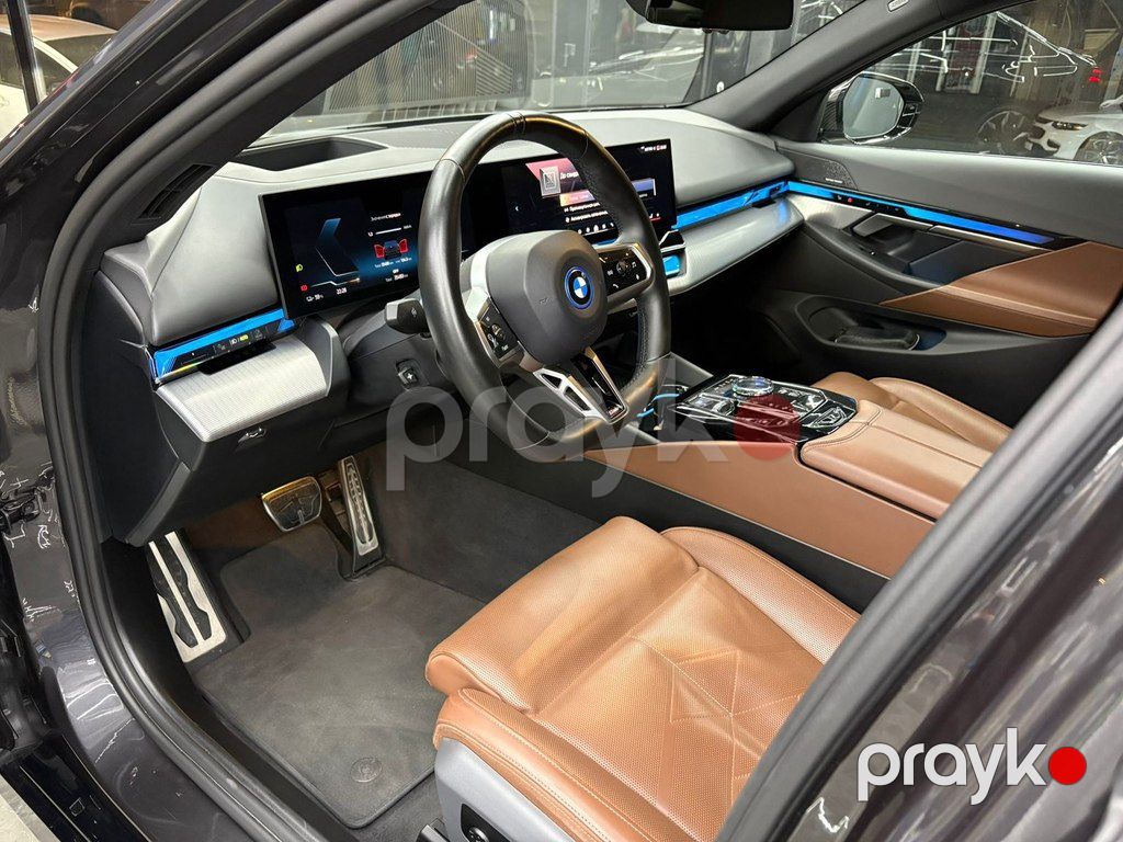 BMW i5, 81.2 kWh, 2023 il, 37 800 km — Avtomobillər, Bakı (3)