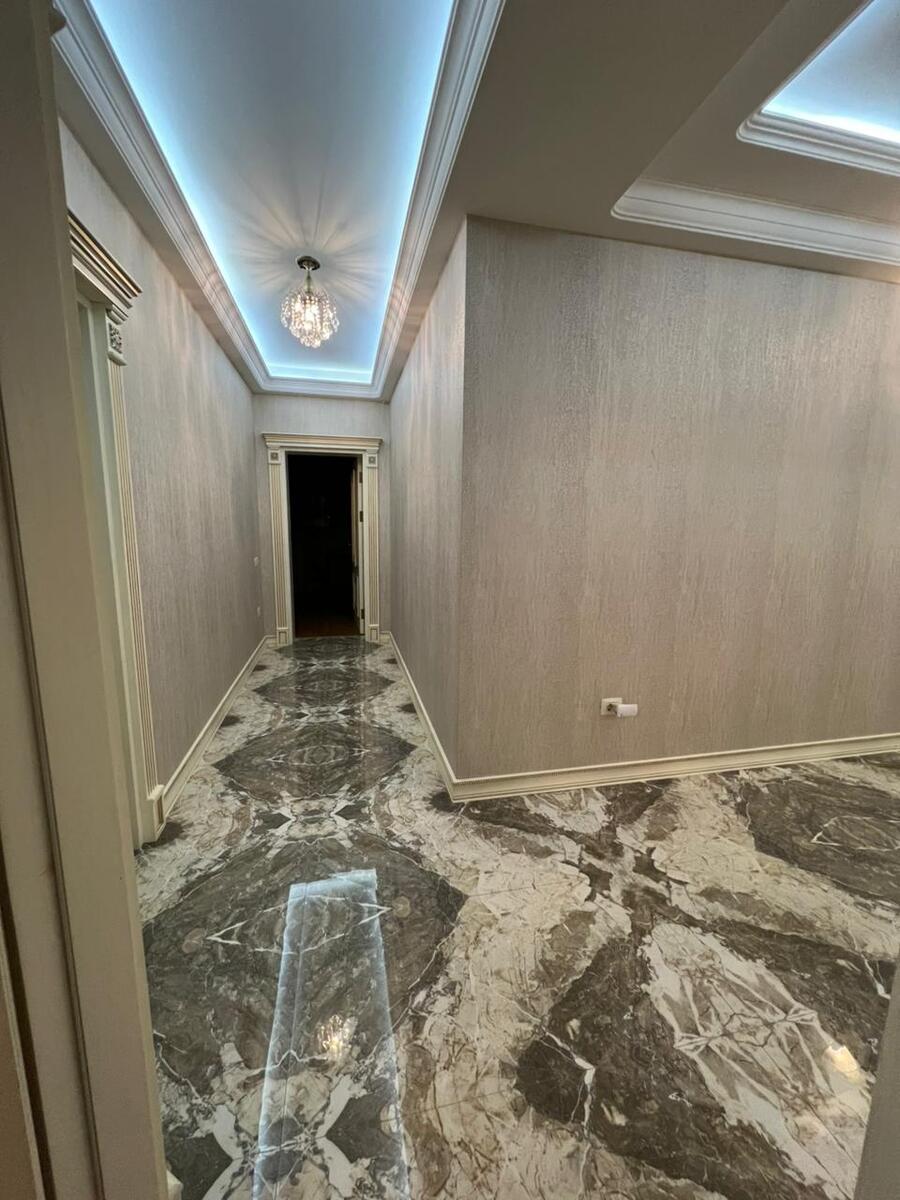 Satılır 4 otaqlı yeni tikili 207 m² — Mənzil, Bakı (10)