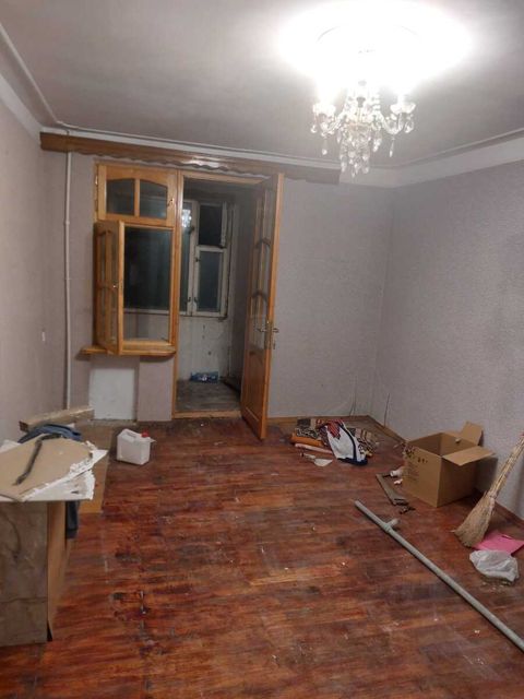 Satılır 1 otaqlı köhnə tikili 36 m² — Bakı