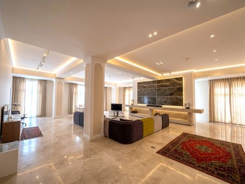 Satılır 5 otaqlı yeni tikili 800 m² — Bakı