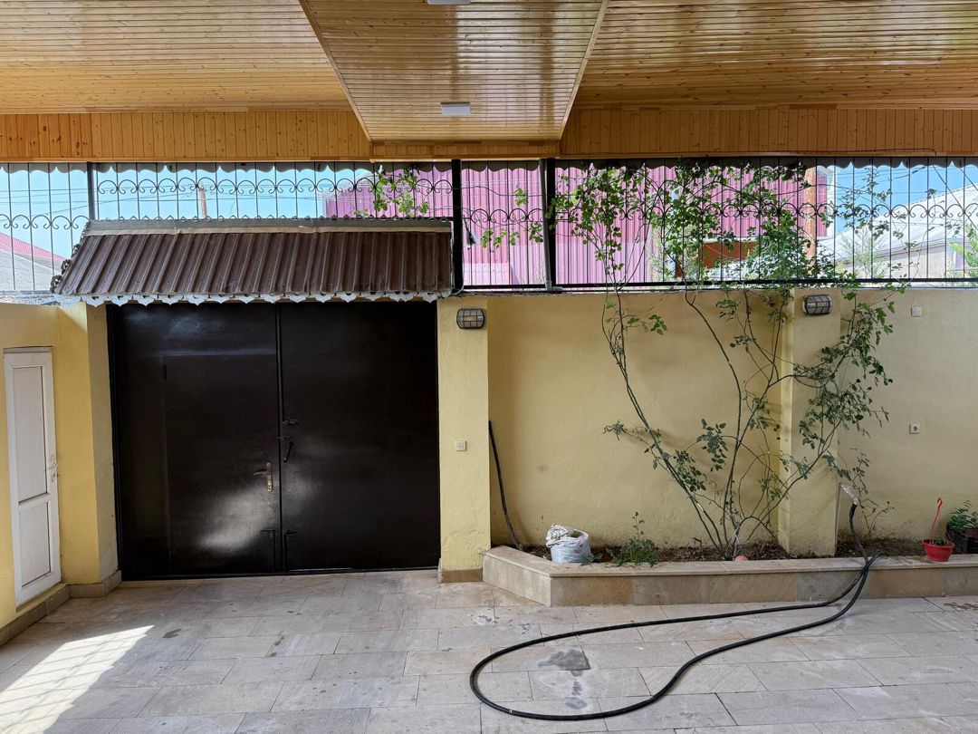 Satılır 4 otaqlı həyət evi/bağ evi 130 m² — Ev, villa, Bakı (11)