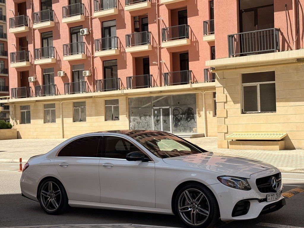Mercedes E 300, 2.0 L, 2019 il, 55 696 km — Avtomobillər, Bakı (3)