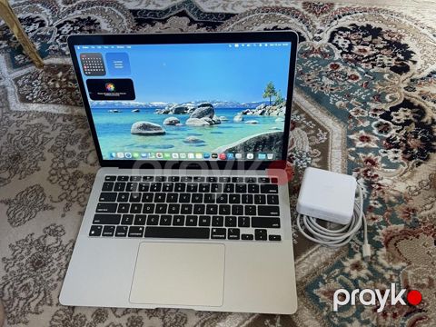 Apple MacBook Air M1 (8GB / 256GB)