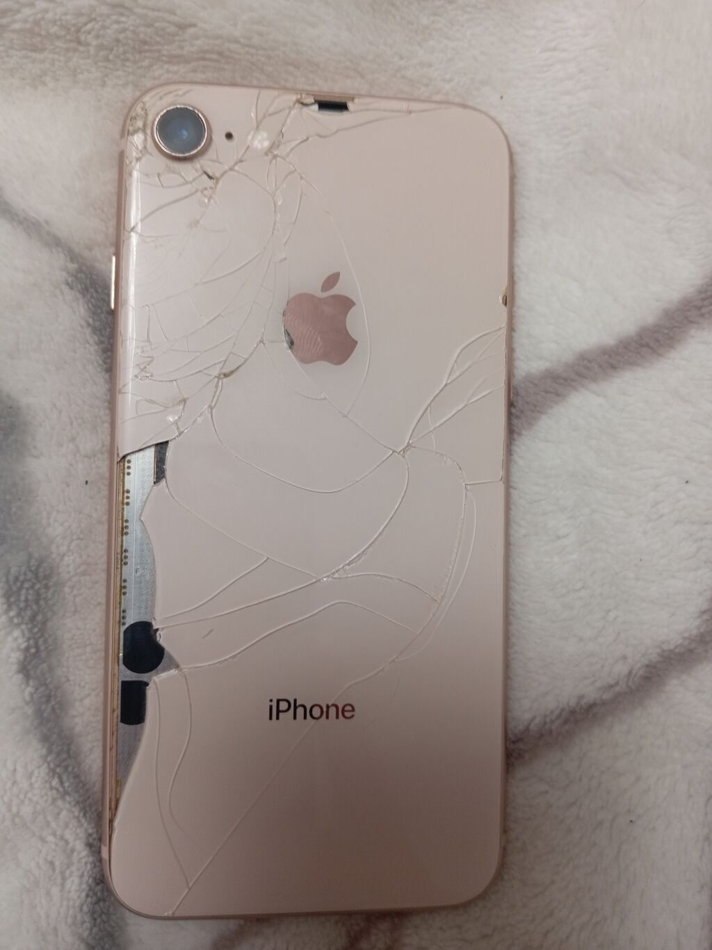IPhone 8, Ağ, Qırıq — Apple iPhone, Xırdalan (7)