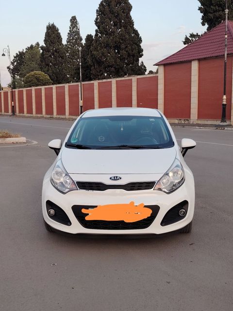 Kia Rio: 1.2 l 2014 il Hetçbek — Gəncə