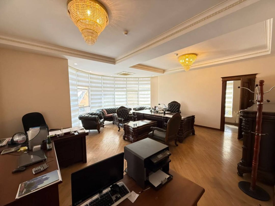 İcarəyə verilir 10 otaqlı ofis 350 m² — Ofis, Bakı (2)