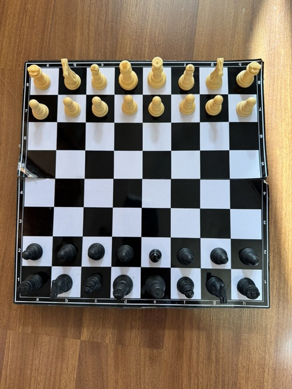 Şahmat dəsti+ dama. Material: plastik. Şahmat fiqurlarının lövhəyə — Şax, şəkəh, nard, Bakı