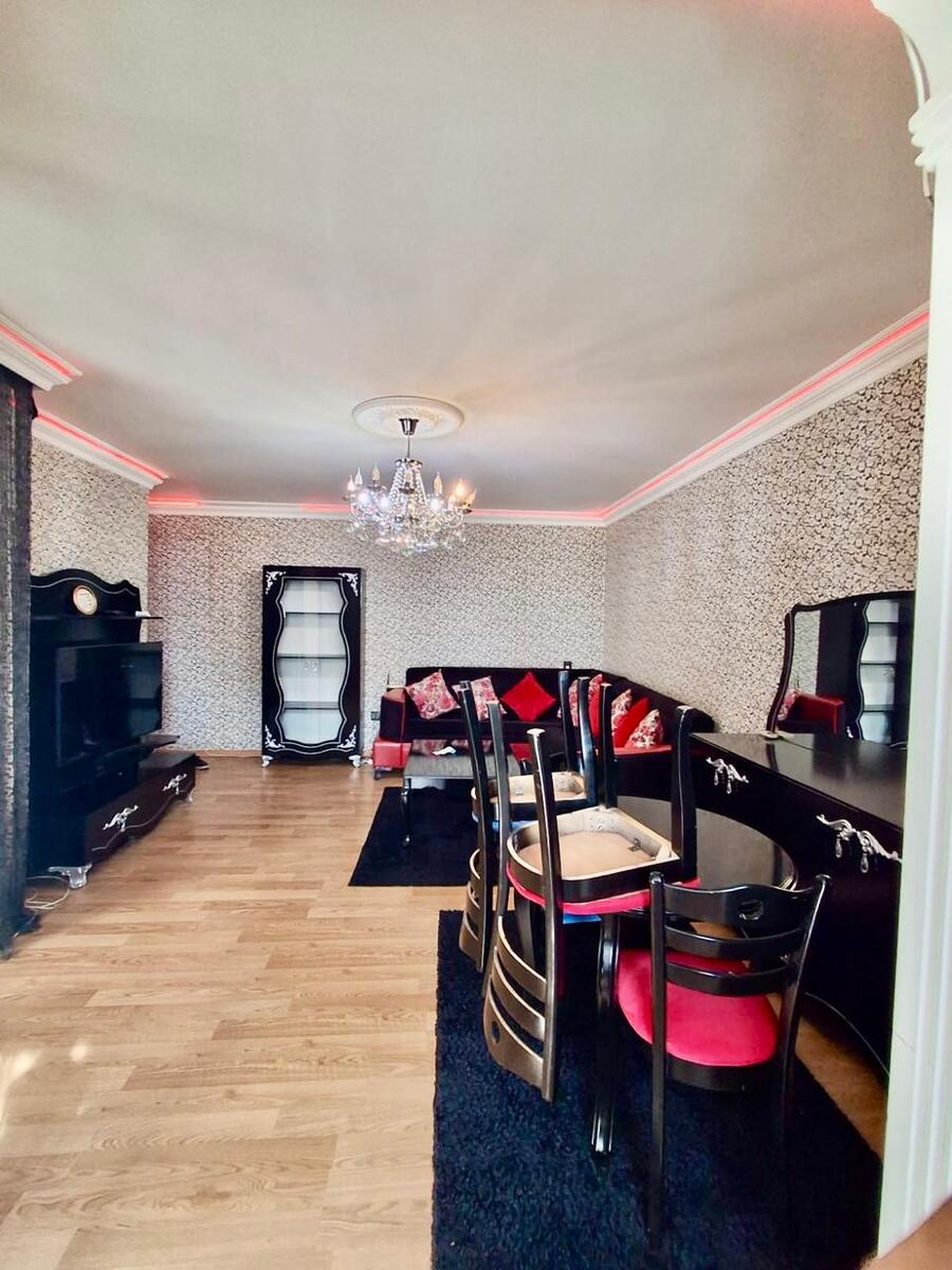 Satılır 2 otaqlı köhnə tikili 40 m² — Mənzil, Bakı (2)
