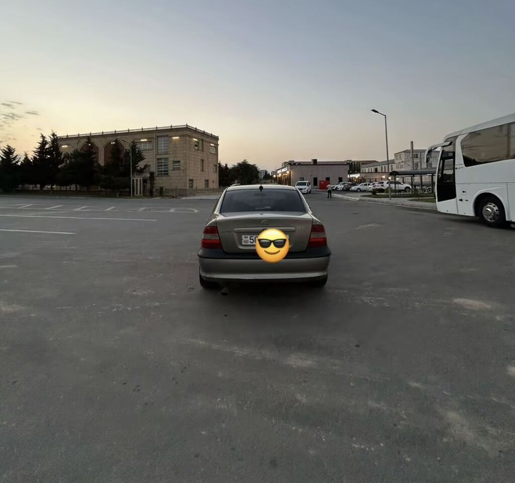 Opel Vectra: 1.8 l 1996 il 224000 km Sedan — Avtomobillər, Bakı (4)