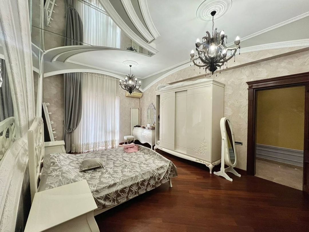 Satılır 5 otaqlı yeni tikili 250 m² — Mənzil, Bakı (8)