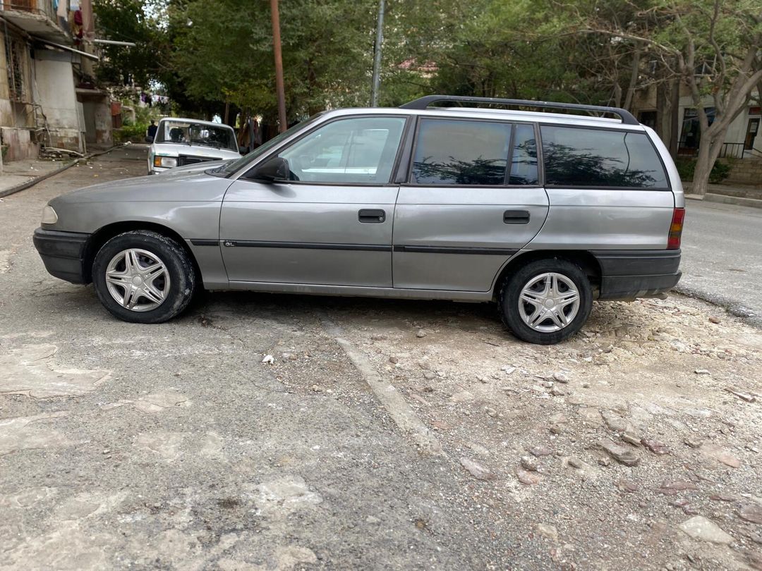 Opel Astra, 1995 il — Avtomobillər, Bakı (4)