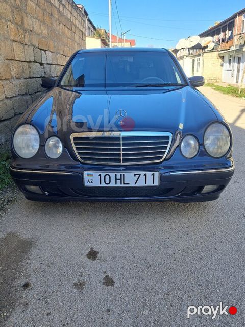 Mercedes E 200, 2.0 L, 2000 il, 440 000 km