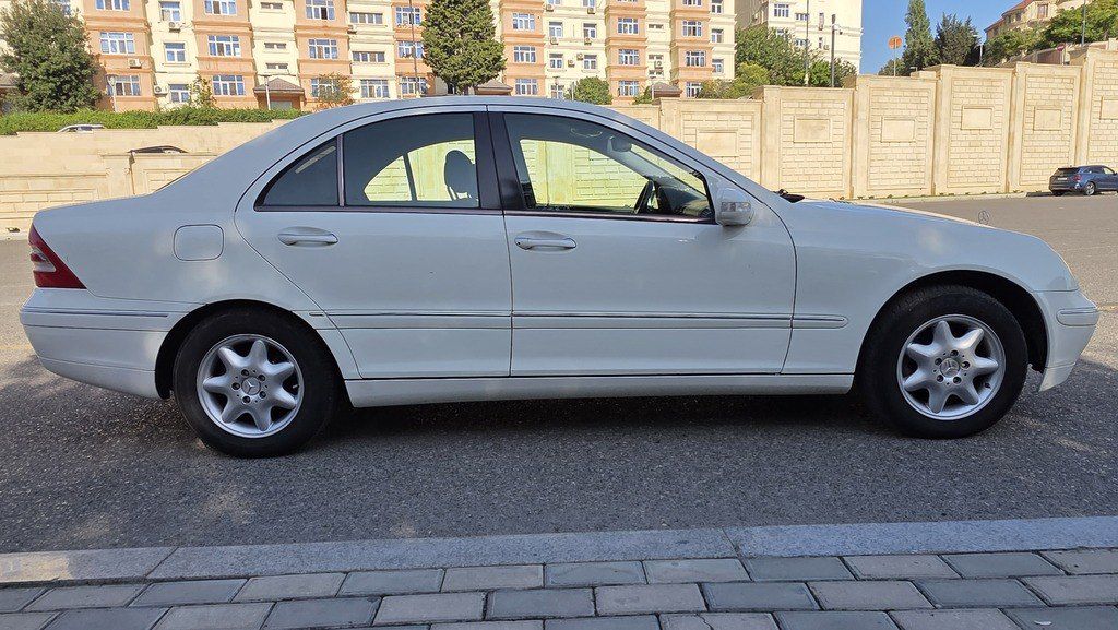 Mercedes C 200, 2.0 L, 2003 il, 186 900 km — Avtomobillər, Bakı (3)