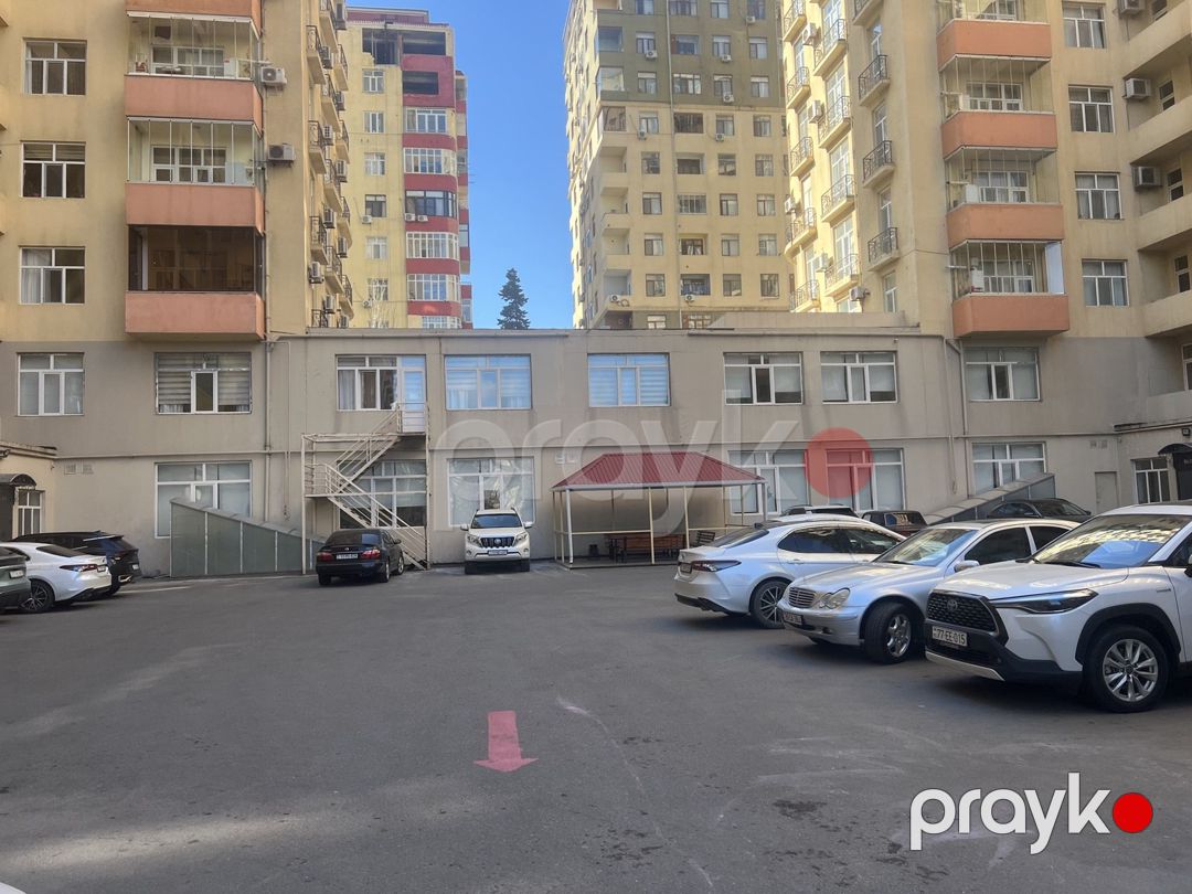 Satılır 4 otaqlı yeni tikili 185 m² — Mənzil, Bakı (2)