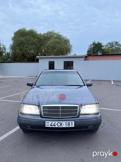 Mercedes C 180, 1.8 L, 1995 il, 214 032 km
