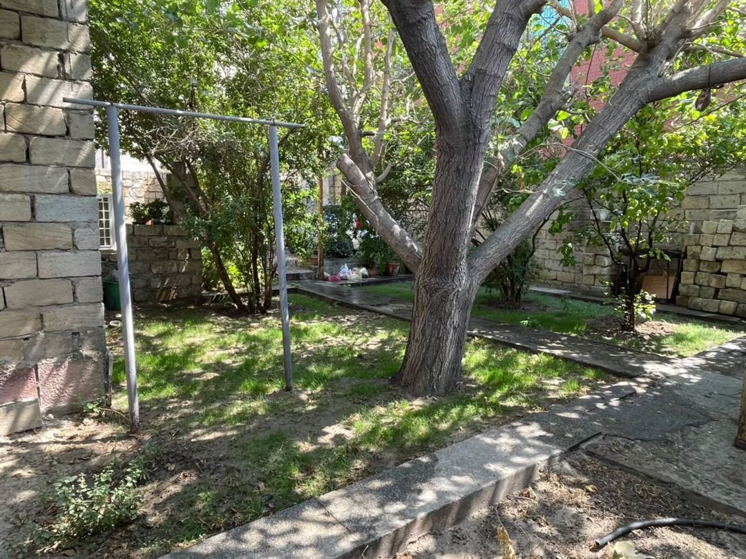 Satılır 5 otaqlı həyət evi/bağ evi 210 m² — Ev, villa, Bakı (9)