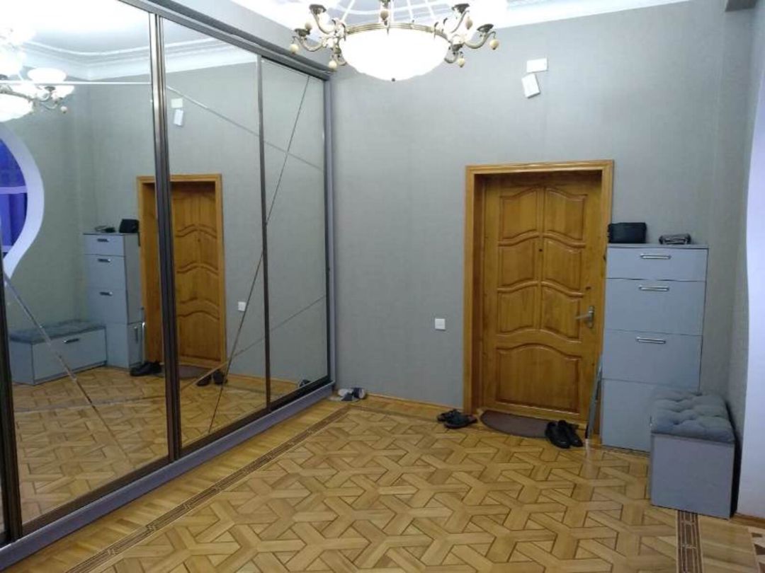 Satılır 4 otaqlı yeni tikili 200 m² — Mənzil, Bakı (12)