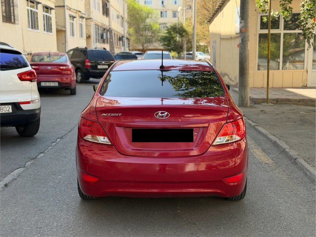 Hyundai Accent, 1.6 L, 2017 il, 136 000 km — Avtomobillər, Sumqayıt (4)