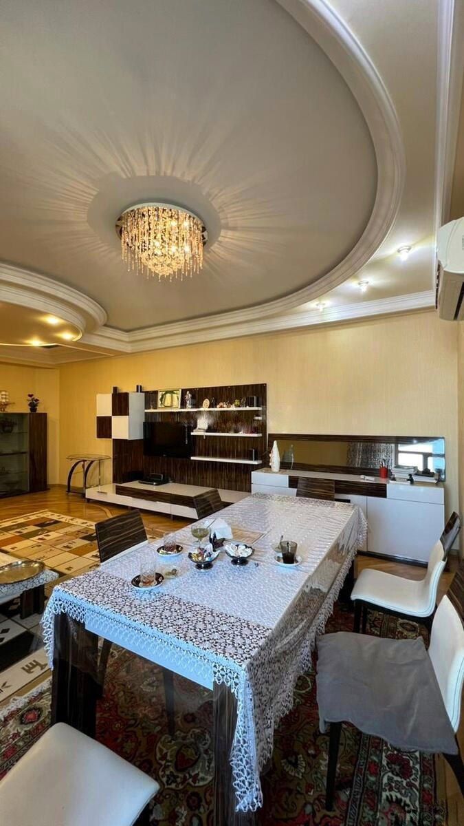 Satılır 5 otaqlı yeni tikili 190 m² — Mənzil, Bakı (3)