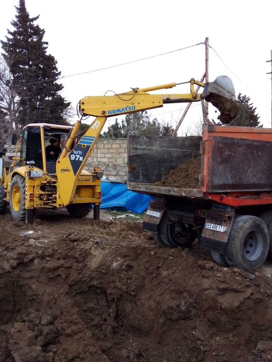 Tikinti texnikası Komatsu, 2002 il — İnşaat texnikası, Bakı (10)