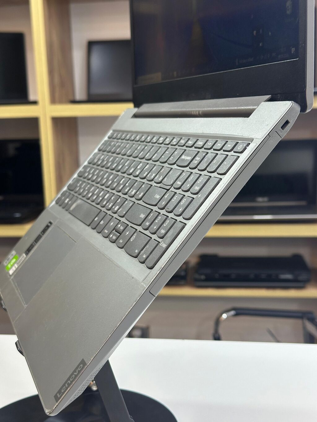 İşlənmiş Lenovo IdeaPad, 15.6 Intel Core i7, 128 GB, Ünvandan götürmə, Ödənişli çatdırılma, Rayonlara çatdırılma — Lenovo, Bakı (2)