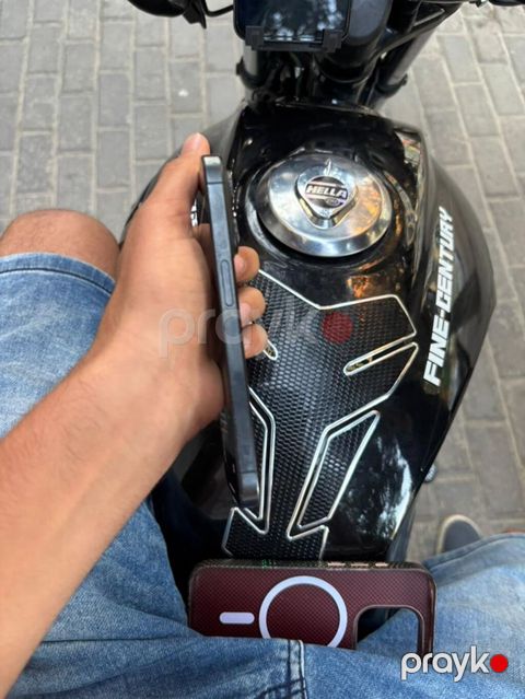iPhone 15 Pro, 128 GB, Titan qara rəng