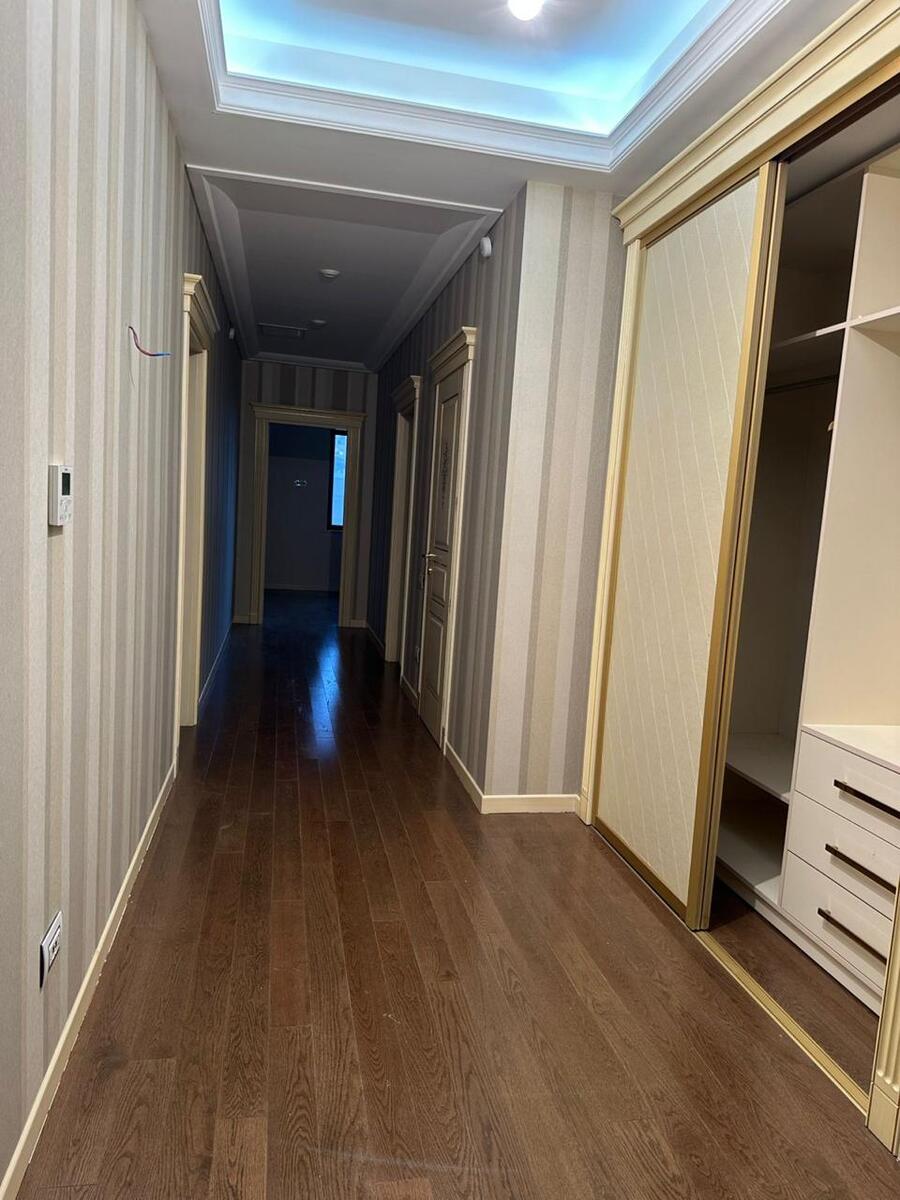 Satılır 4 otaqlı yeni tikili 278 m² — Mənzil, Bakı (9)