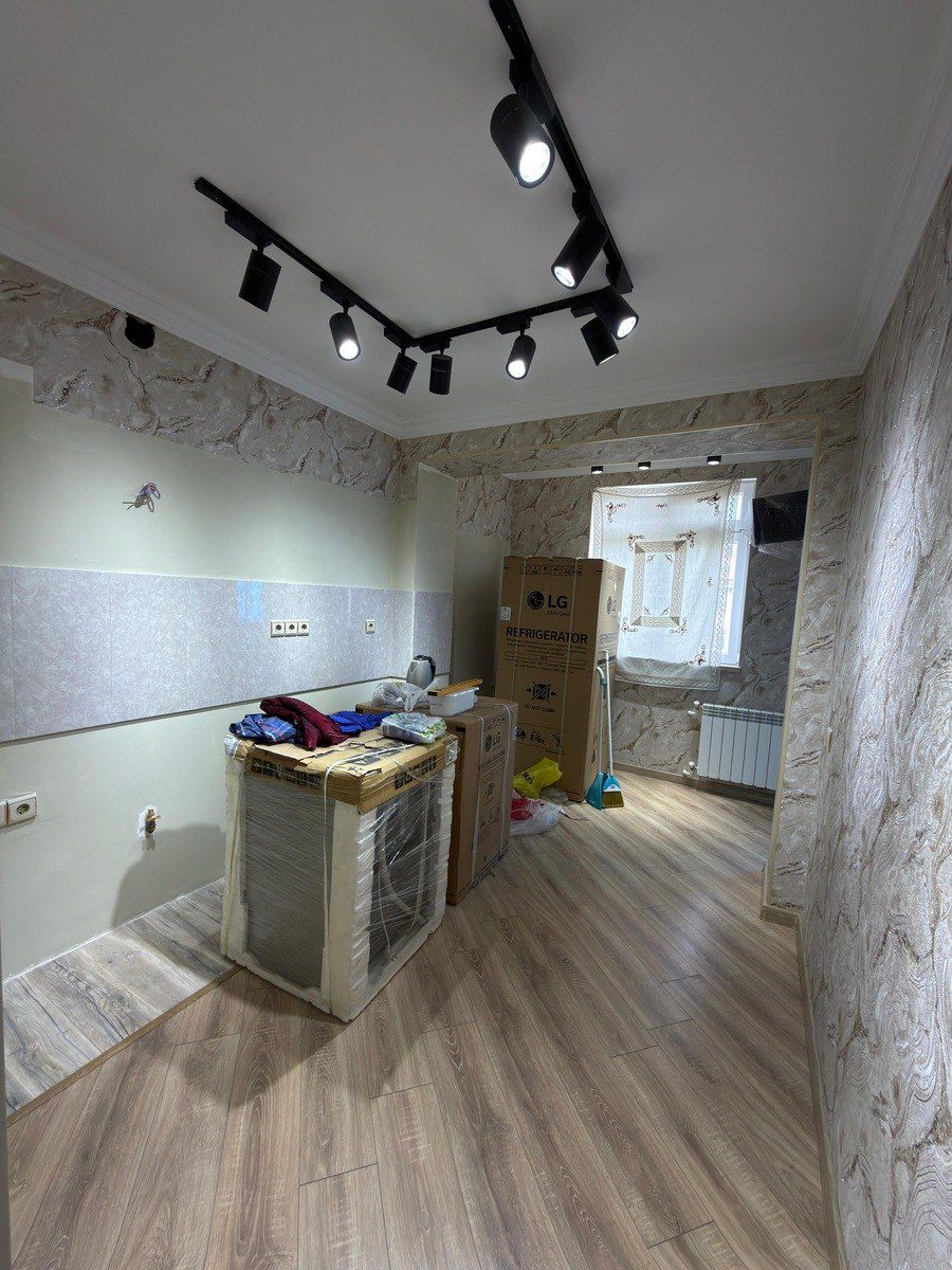 Satılır 4 otaqlı köhnə tikili 100 m² — Mənzil, Bakı (12)