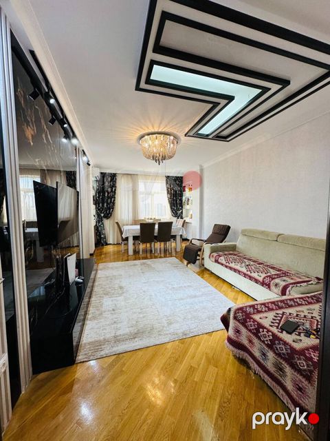 Satılır 3 otaqlı yeni tikili 115 m²