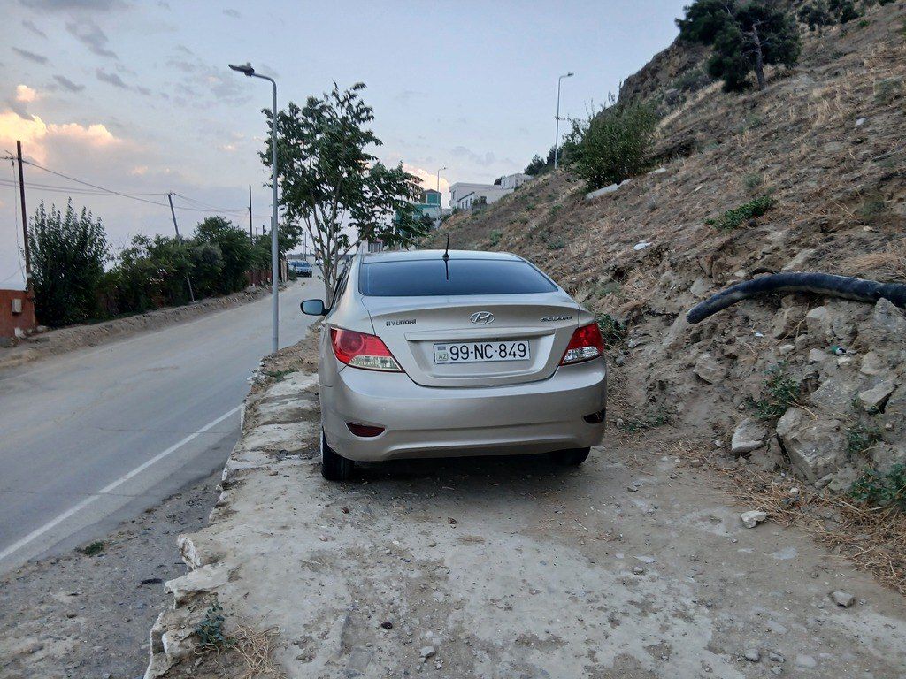 Hyundai Solaris, 1.6 L, 2013 il, 422 222 km — Avtomobillər, Bakı (4)