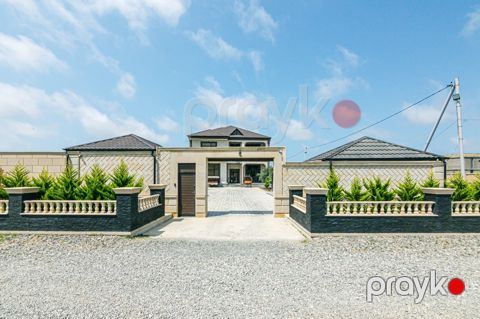 Satılır 6 otaqlı həyət evi/bağ evi 250 m²