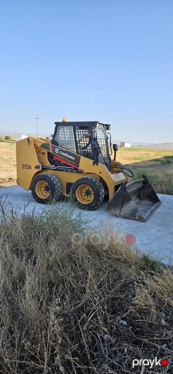 Tikinti yükləyici Bobcat, 2012 il — İnşaat texnikası, Bakı (2)