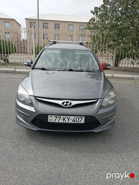 Hyundai i30, 1.6 L, 2011 il, 262 272 km