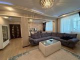 Satılır 5 otaqlı köhnə tikili 125 m² — Əziz Bəy — Квартира