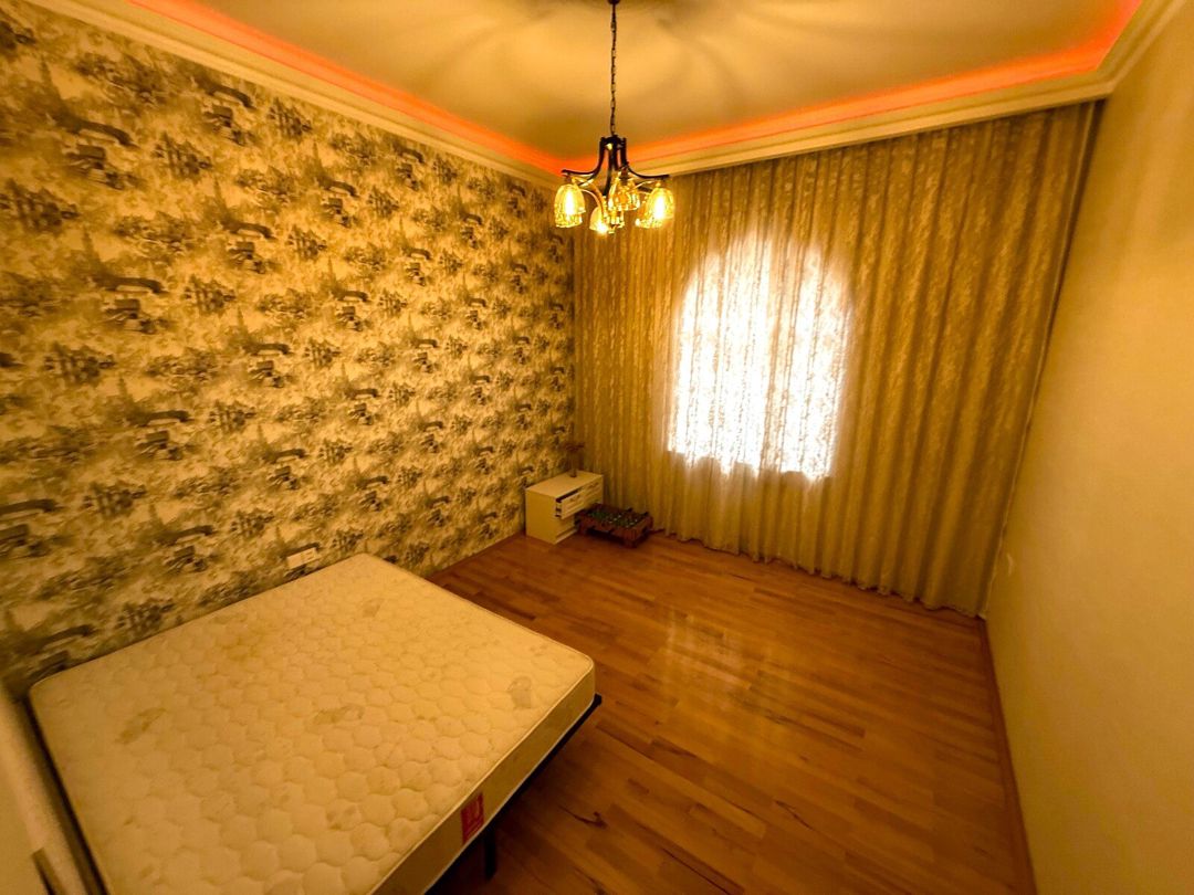 Satılır 12 otaqlı həyət evi/bağ evi 900 m² — Ev, villa, Bakı (9)