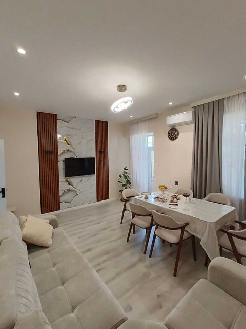 Satılır 3 otaqlı köhnə tikili 65 m² — Bakı