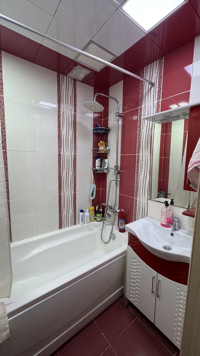 Satılır 2 otaqlı köhnə tikili 51 m² — Mənzil, Bakı (7)
