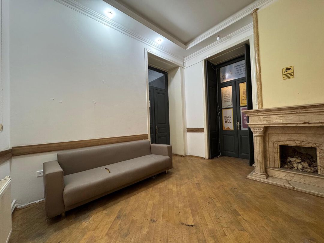 Satılır 4 otaqlı köhnə tikili 120 m² — Mənzil, Bakı (4)