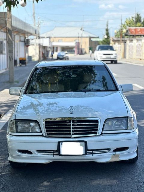 Mercedes C 230, 2.3 L, 1999 il, 395 000 km — Balakən