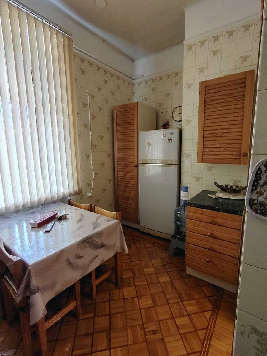 İcarəyə verilir 2 otaqlı köhnə tikili 90 m² — Mənzil, Bakı (7)
