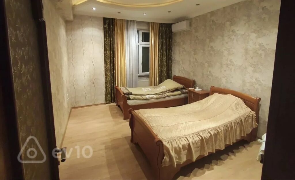 Yasamal, 3 otaqlı, Yeni tikili, m. İnşaatçılar, 122 kv. m — Mənzil, Bakı (8)