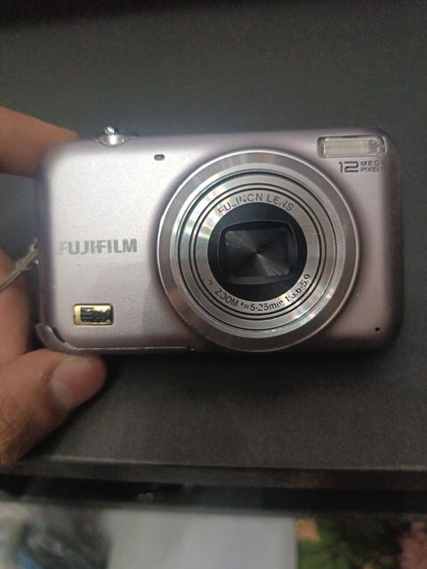 Fujıfılm FinePix JX200 rəqəmsal fotokamera - 12 meqapiksel təsvir — Bakı