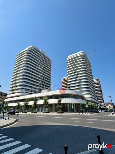 Satılır 2 otaqlı yeni tikili 82 m²