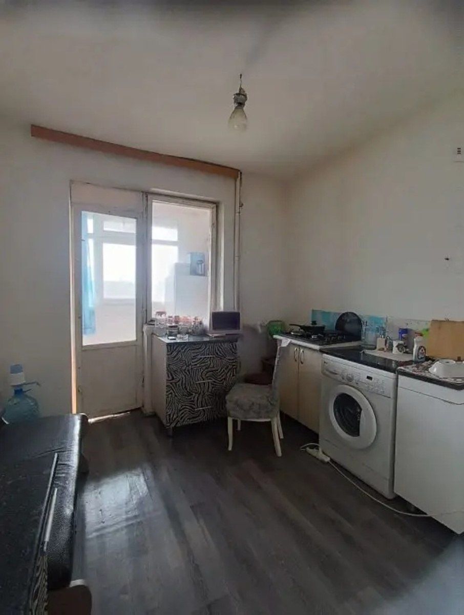 Satılır 2 otaqlı köhnə tikili 58 m² — Mənzil, Bakı (3)
