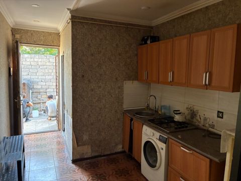 Həyət evi kirayə verilir, Ulduz m — Bakı