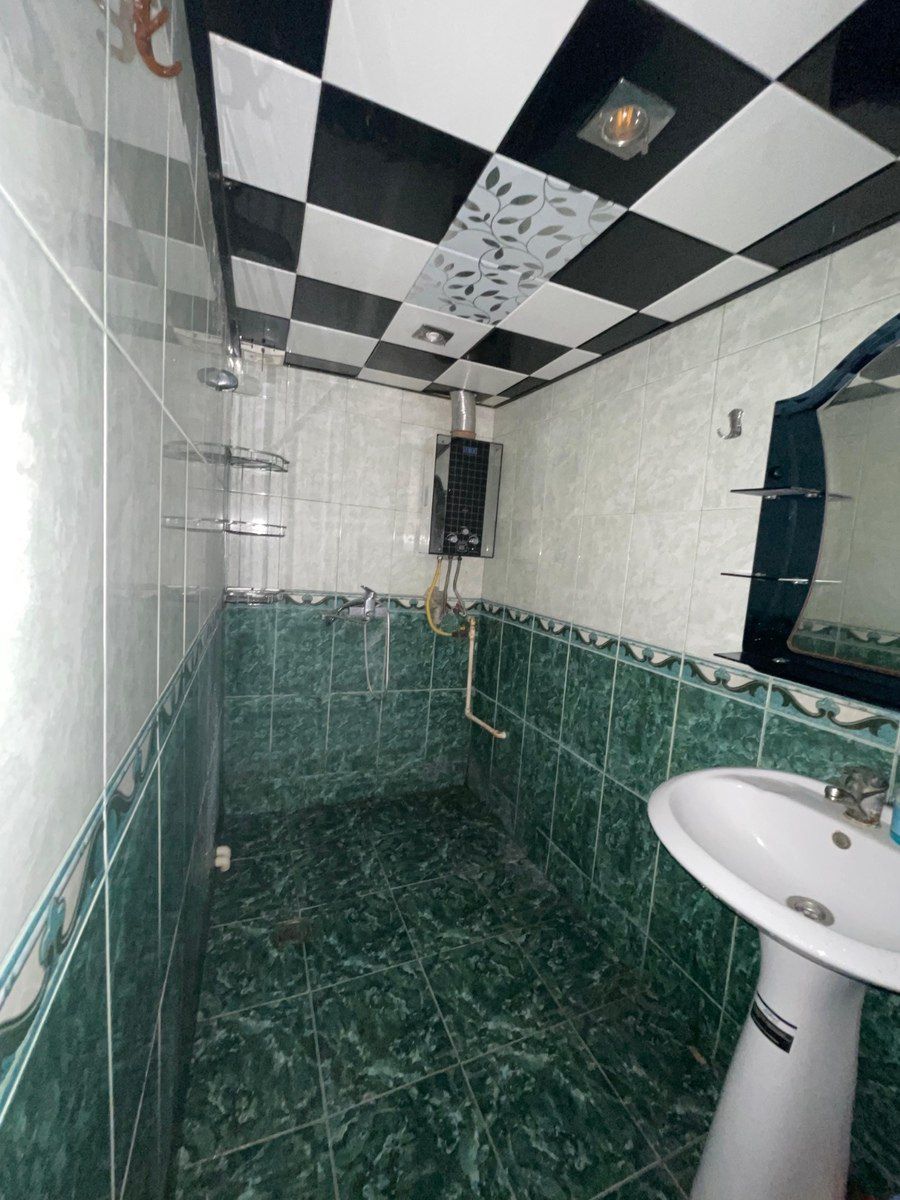 Satılır 4 otaqlı köhnə tikili 85 m² — Mənzil, Bakı (7)