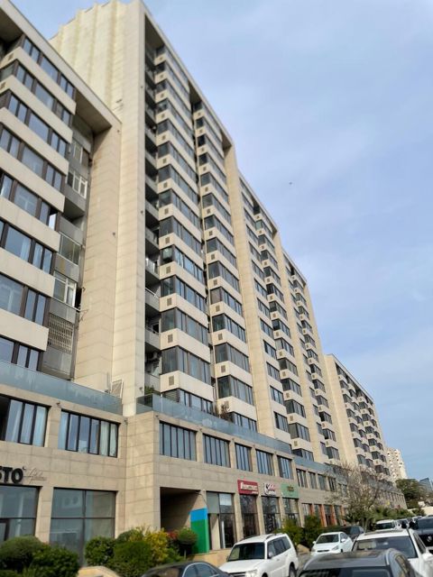 Satılır 3 otaqlı yeni tikili 140 m² — Bakı