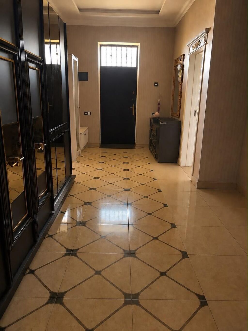 Şüvəlan qəs. 4 otaqlı, 130 kv. m, Yeni təmirli — Ev, villa, Bakı (9)