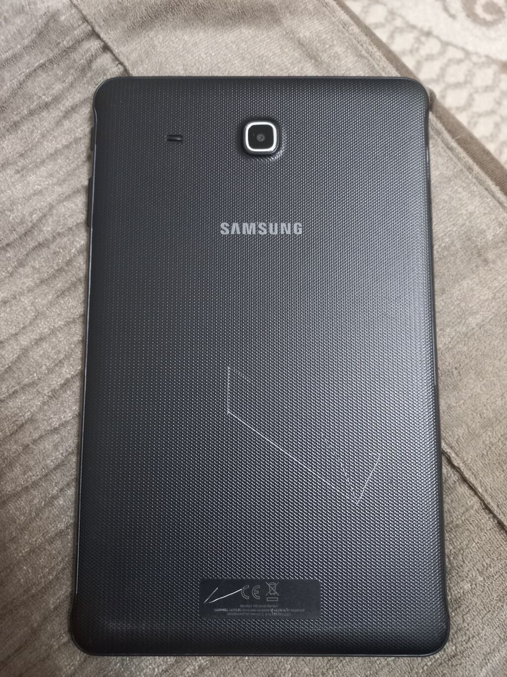 Samsung Tablet,Ekranında cızıq yoxdur,arxasında var,Ancaq Tablet — Samsung, Bakı